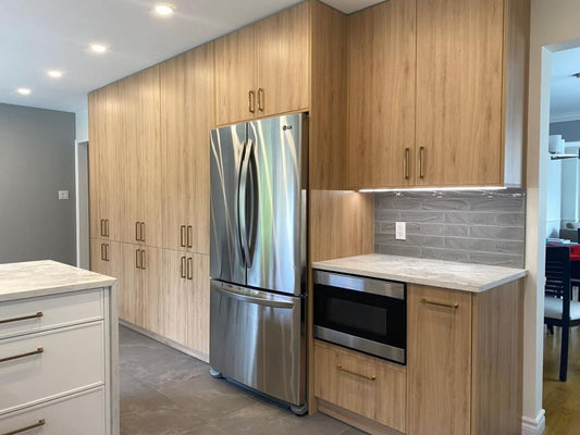 Kitchen cabinetry and appliances used to illustrate appliance opening and cabinet gap planning