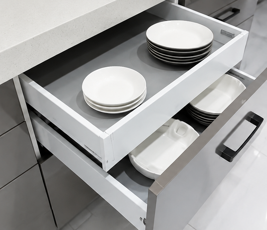 Pull-out cabinet roll-out tray